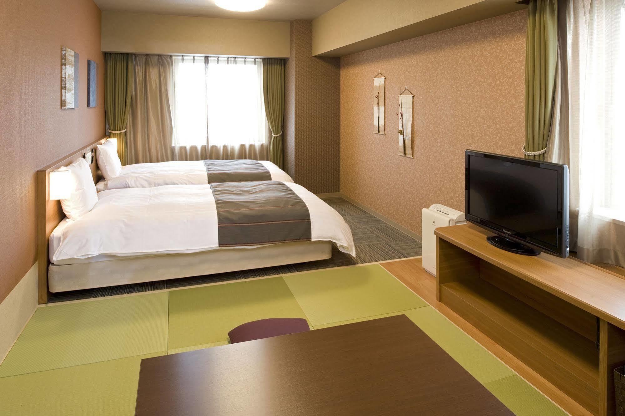 Dormy Inn Asahikawa Exterior photo